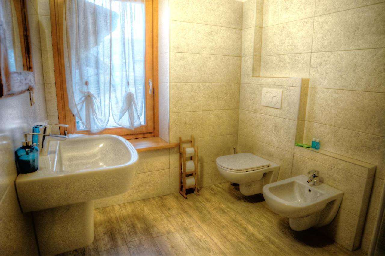 Cascina Del Sole Villa Asso Екстериор снимка